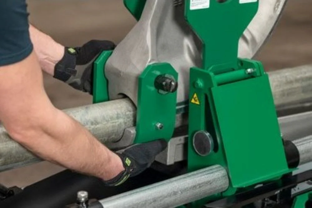Greenlee 881 Cam-Track Bender for 2-1/2" - 4" with Hydraulic Pump and Mobile Bending Table - Image 3