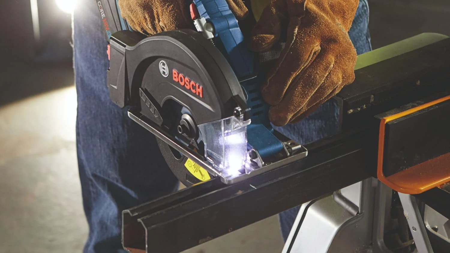 BOSCH GKM18V-20N 18V 5-3/8 Inch Metal-Cutting Circular Saw, LED Light, Hanging Hook (Bare Tool) - Image 7
