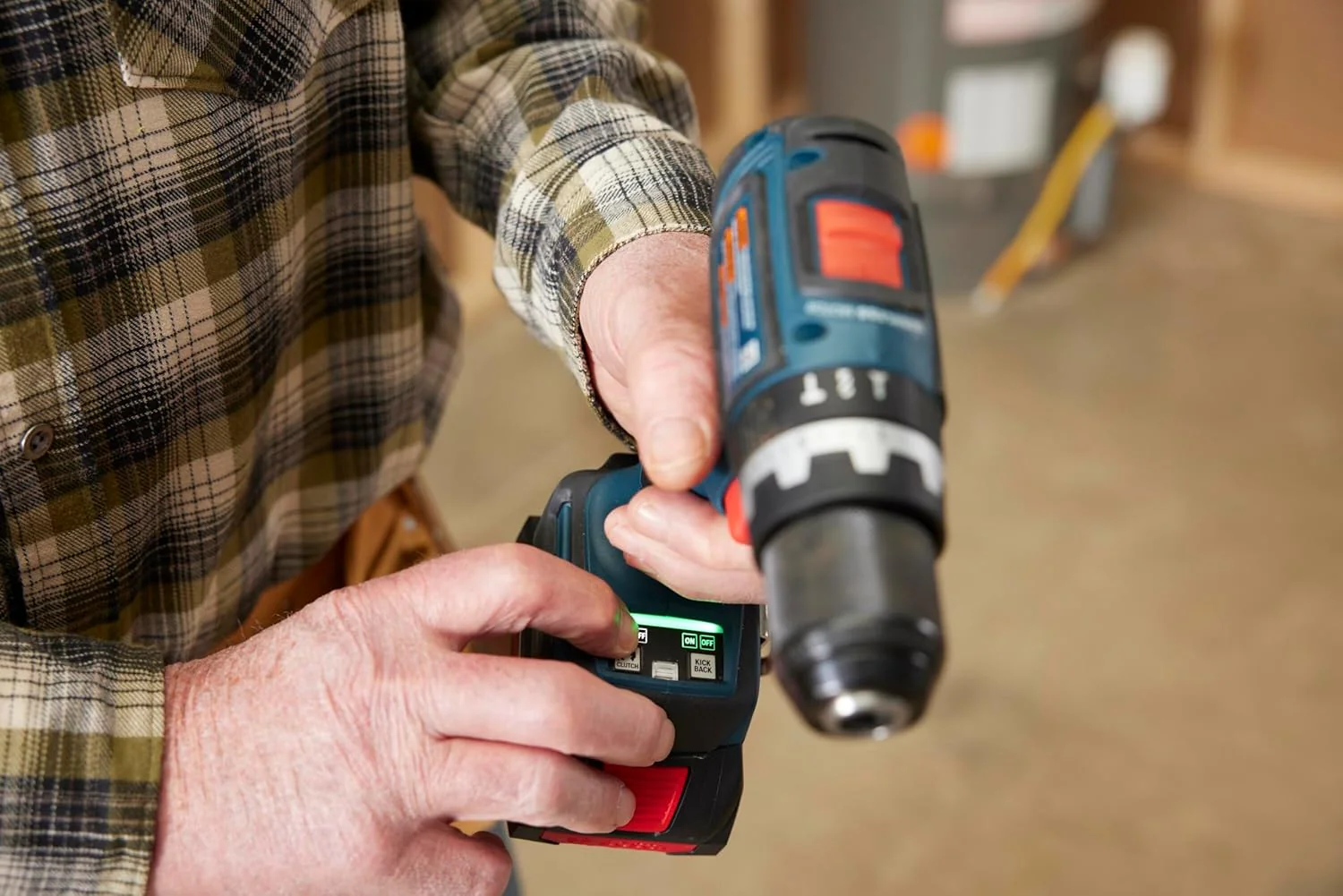 BOSCH GSB18V-800CB14 1/2 In. Brushless Connected-Ready Hammer Drill/Driver Kit with (1) CORE18V 4 Ah Advanced Power Battery - Image 7
