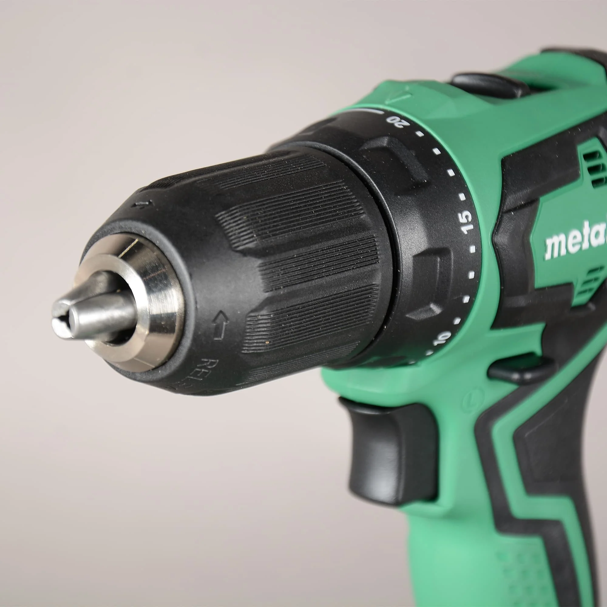 Metabo HPT 18V Sub-Compact Driver Drill (2.0Ah x2) - Image 4