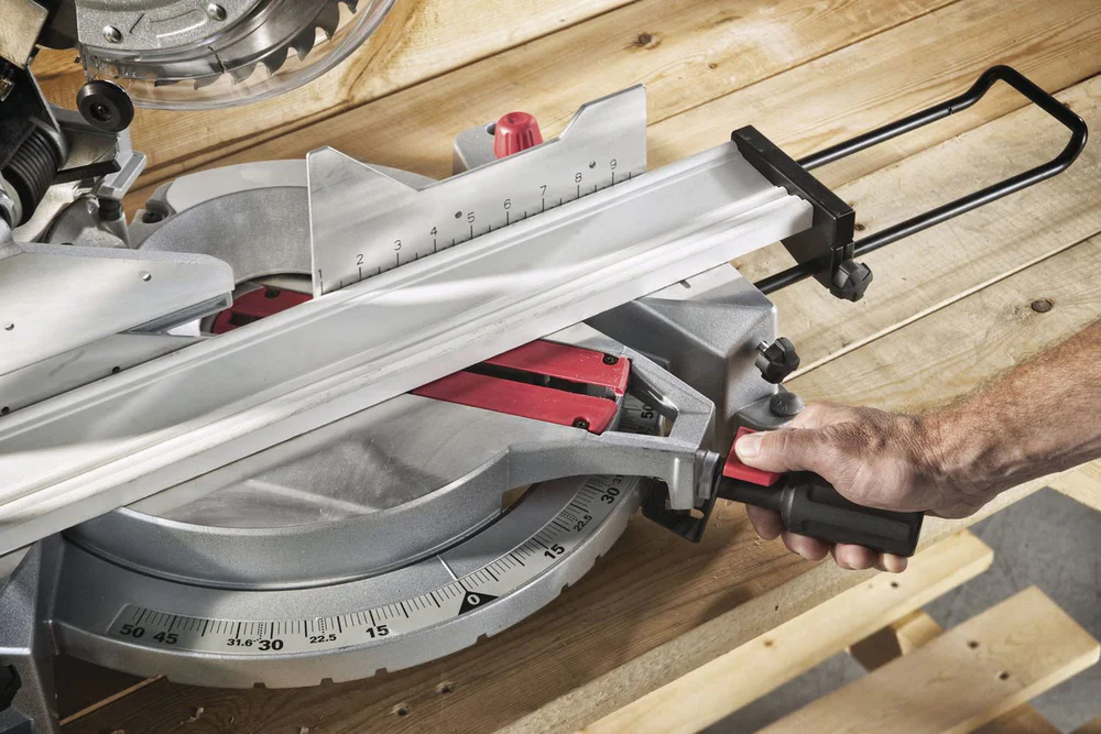 SKIL 12 In. Quick Mount Compound Miter Saw with Laser - Image 2