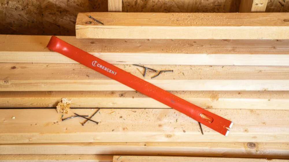 Crescent 24" Steel Wrecking Bar - Image 3