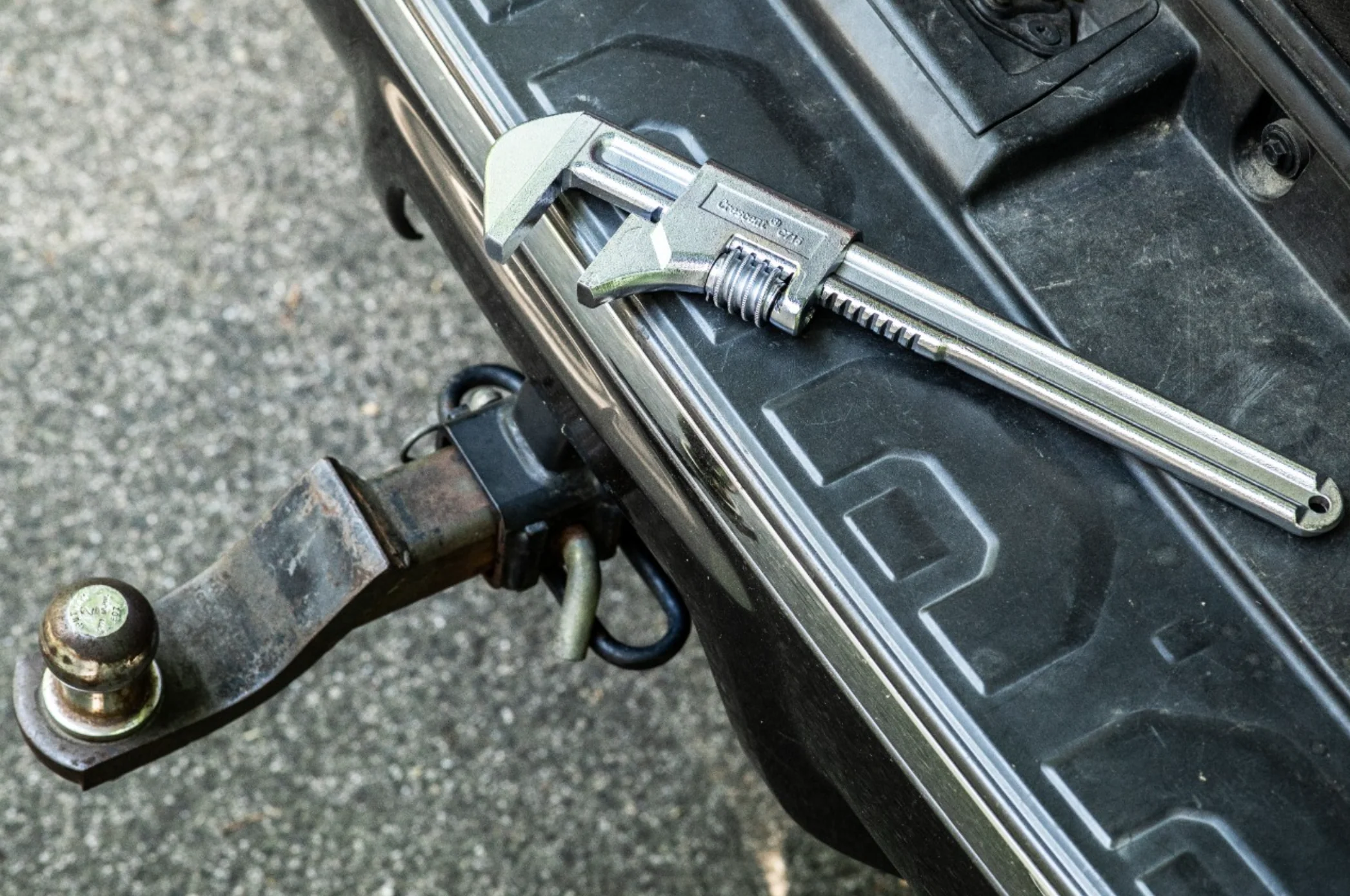 Crescent 15" Automotive Wrench - Image 4