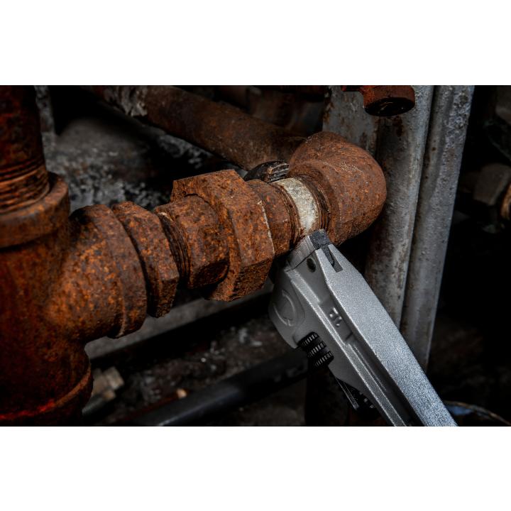 Crescent CAPW10S 10" Aluminum Slim Jaw Pipe Wrench - Image 8