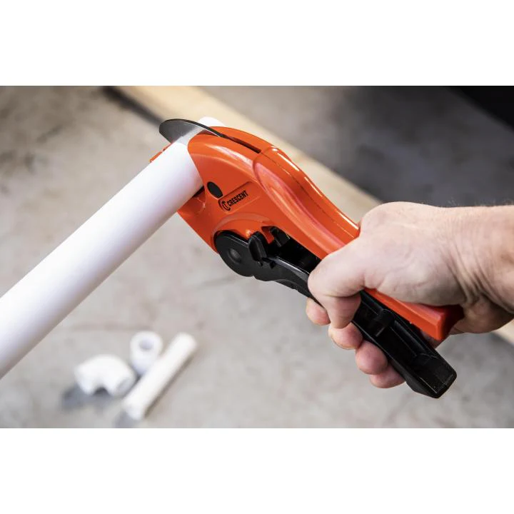 Crescent CRPC118 1-1/8" Ratcheting PVC Pipe Cutter - Image 7