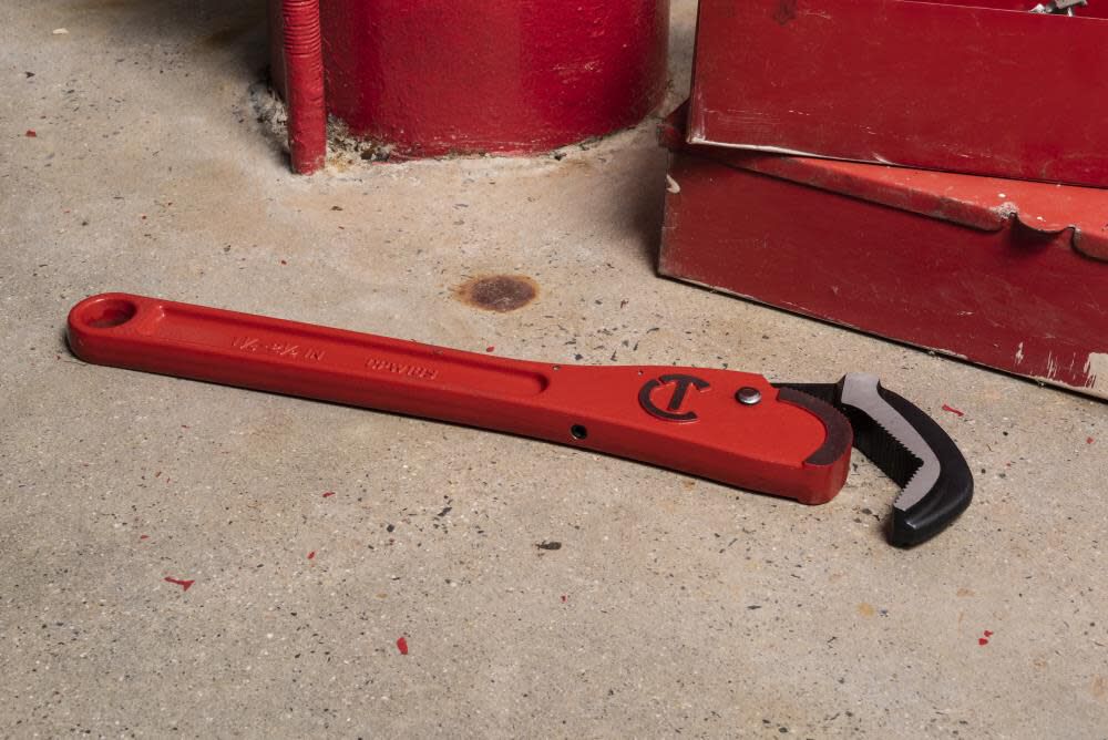 Crescent Tool Wrench Pipe Self Adjustable 16' Steel Handle - Image 5