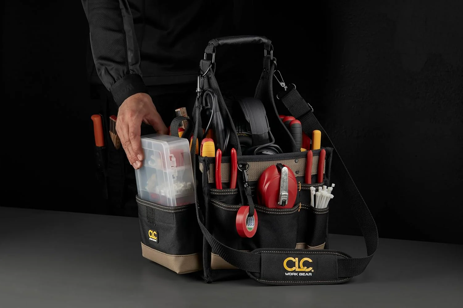 Custom Leathercraft 1526 25 Pocket Electrical and Maintenance Tool Carrier 8-Inch Toolbox - Image 6