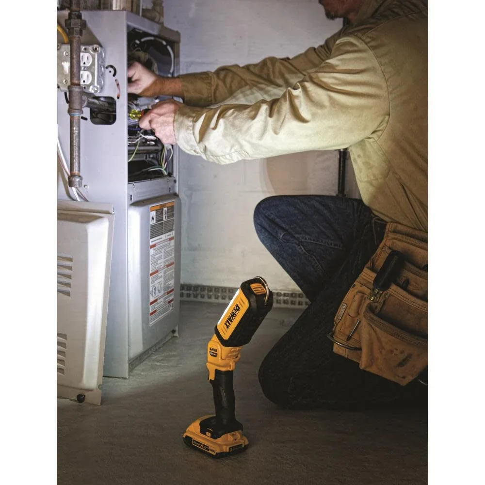 DeWALT 20V MAX LED Work Light, Hand Held (DCL050) (Bare Tool) - Image 3