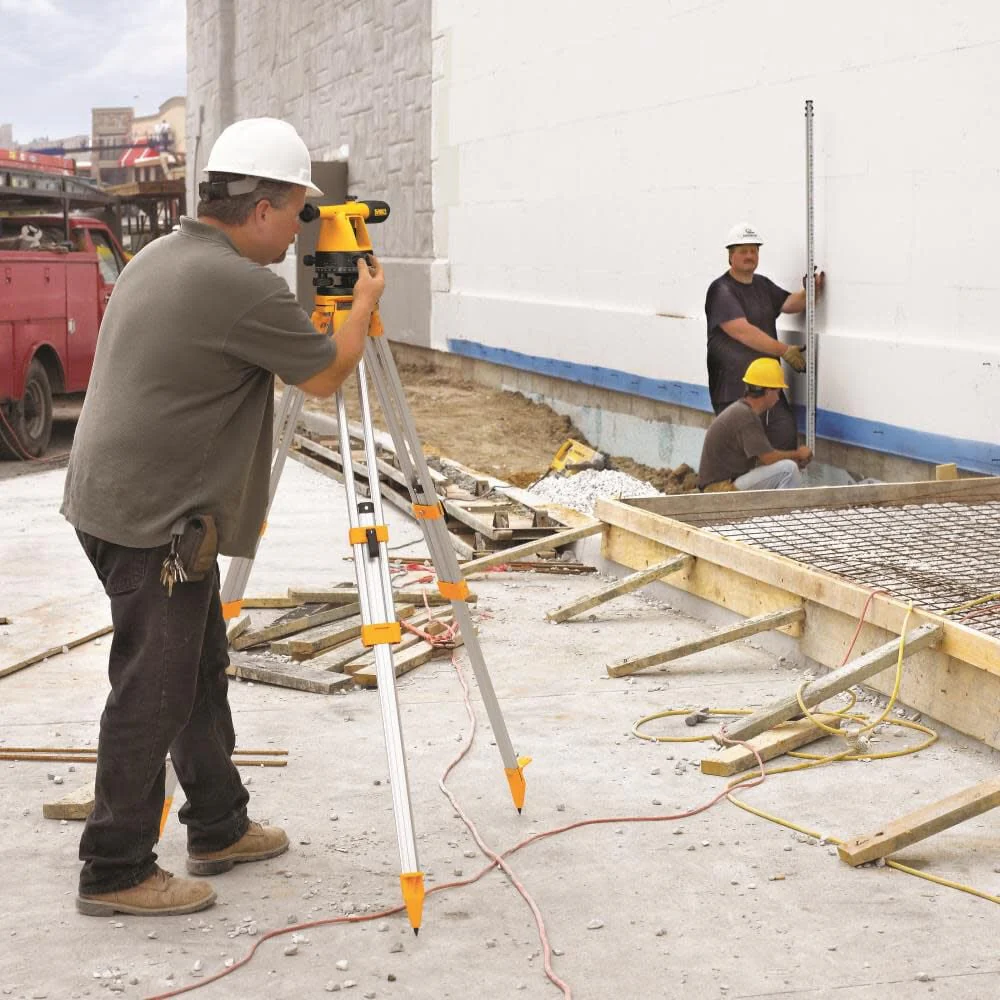 DeWALT 20X DW090PK Level Pack - Image 4