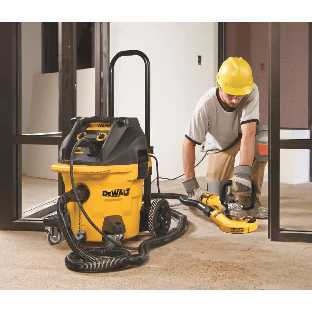 DeWALT (DWE4597) 7 In. 8500 rpm 4.9Hp Angle Grinder - Image 5
