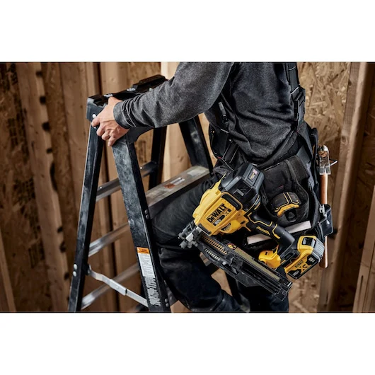 DEWALT DCN930B 20V MAX XR Brushless 30° Paper Collated Framing Nailer (Tool Only) - Image 13
