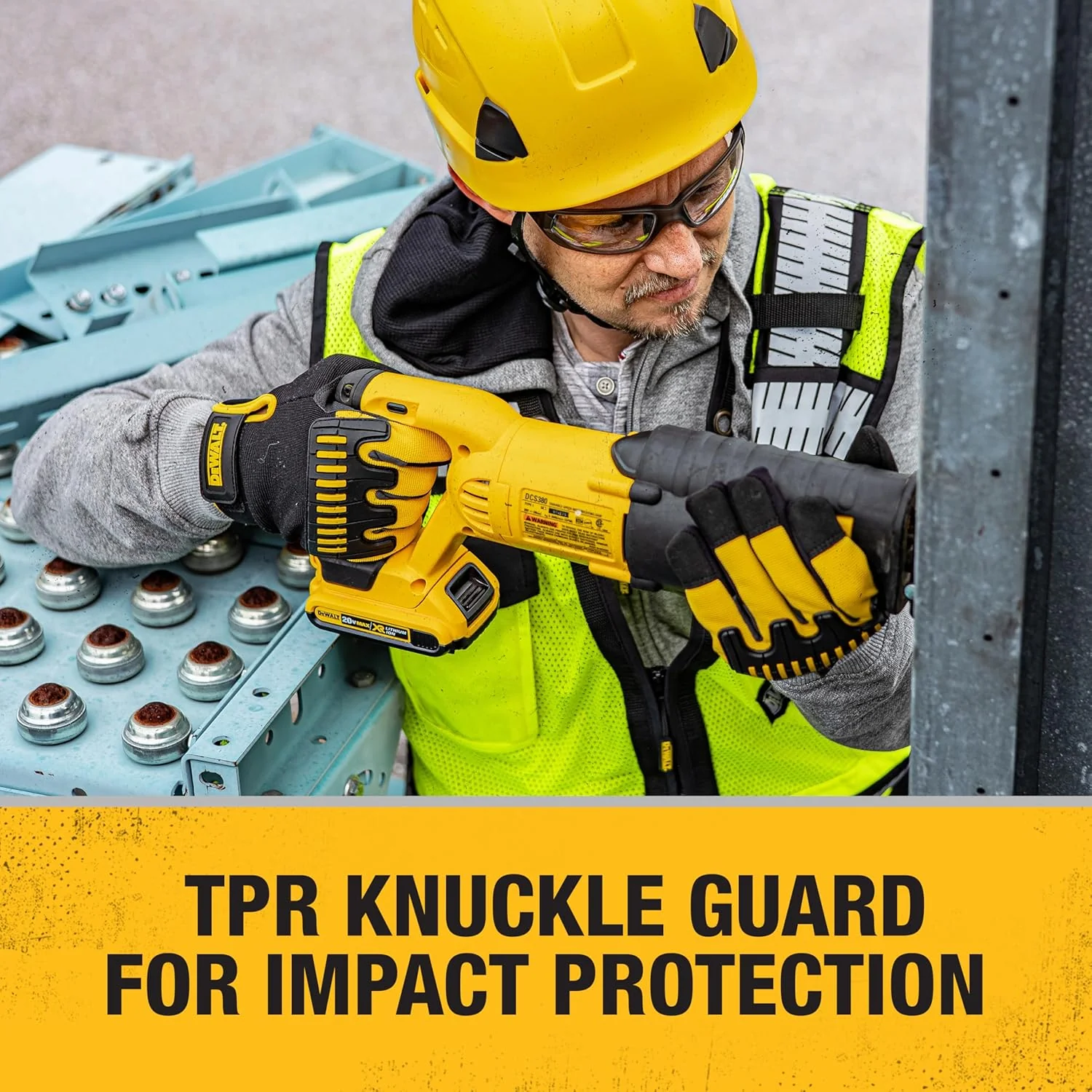 DEWALT DPG758 Unisex Heavy-Duty 100g Thinsulate Lined Cold Weather Impact Glove with Padded Palm, TPR and Touchscreen, Size Large - Image 3