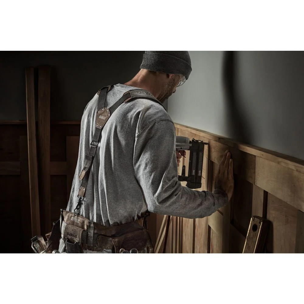 DEWALT Leather Tool Apron - Image 3