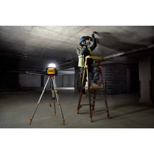 DeWALT (DCL074) 20V MAX Tool Connect  All-Purpose Cordless Work Light (Bare Tool) - Image 4