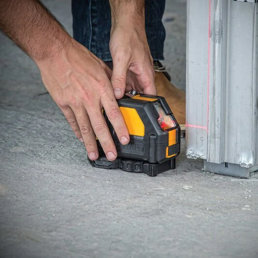 DeWALT 12V DW088LR MAX Red Cross Line Laser - Image 5