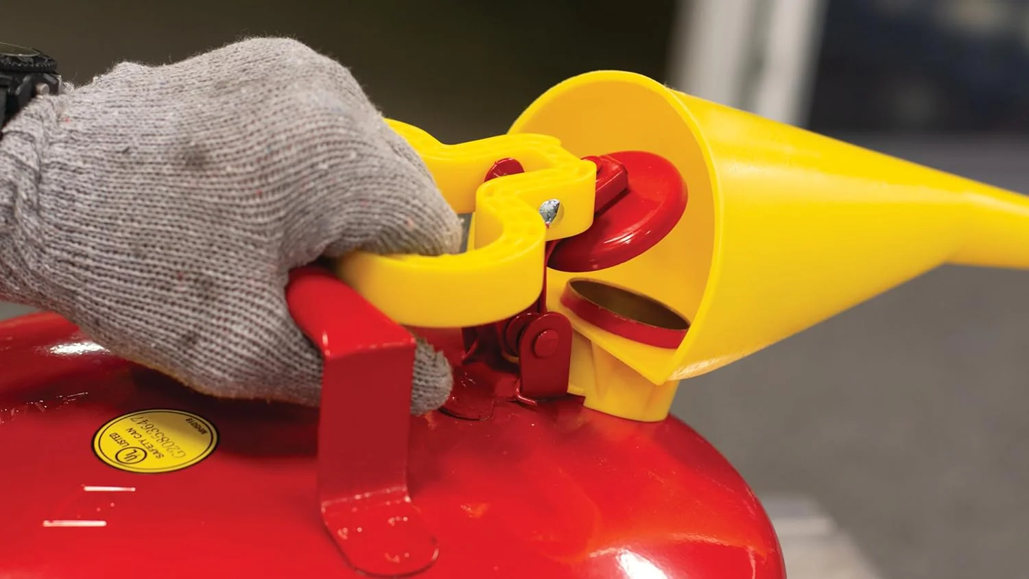 Eagle Plastic Funnel for Type I Metal Safety Cans, 5"x 7"x 12", Made of Chemically Resistant High-Density Polyethylene, Yellow, Made in The USA, F15FUN - Image 5