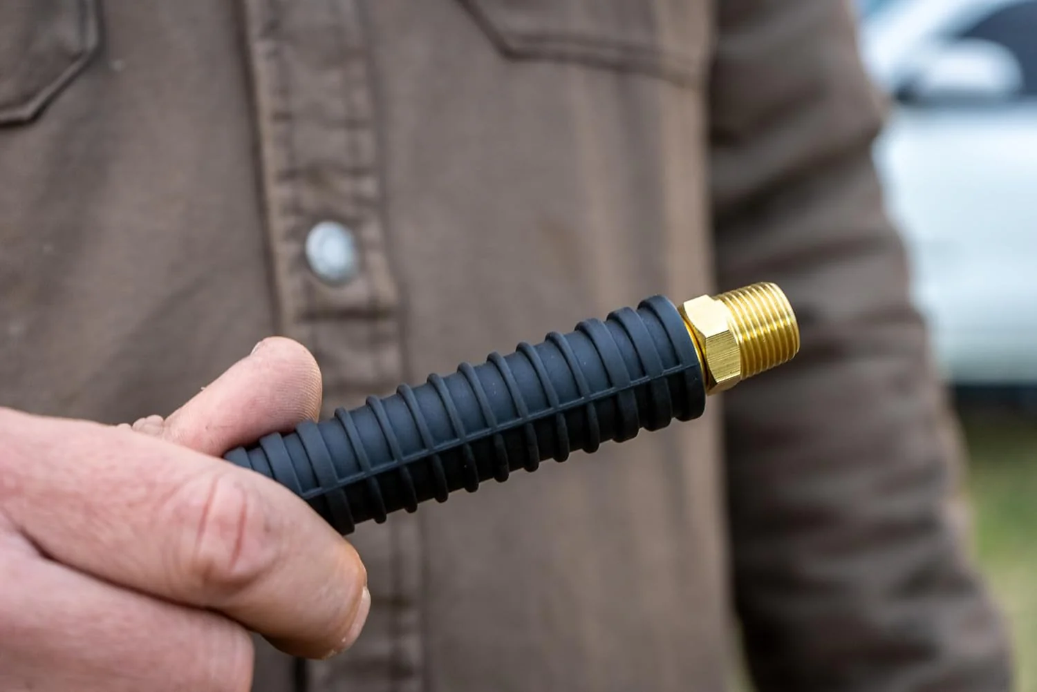 Flexon 1/4" x 50 ft Hybrid Air Hose – Flexible Polymer Construction, Solid Brass MNPT Fittings, Kink Resistant, Tangle Free, Burst Pressure 1200 PSI, Temperature Range -40°F to 160°F 50 ft 1/4 in - Image 7