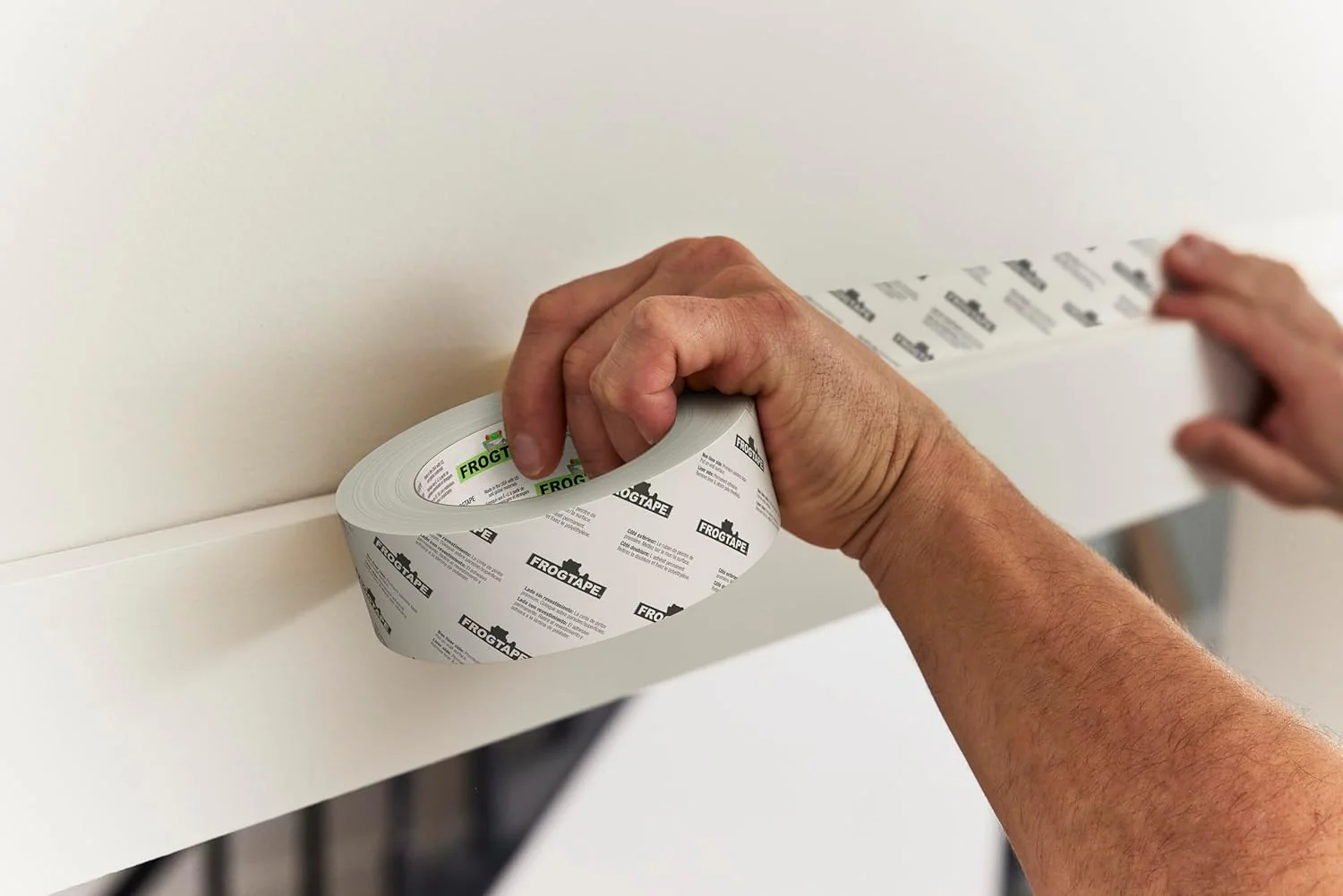 FrogTape DS 154 Premium Grade, Double-Sided Poly-Hanging Containment Tape, Sticks to Plastic Sheets, for Remodeling and Remediation, 48mm x 25yds, Natural, 1 Roll (105777) - Image 8