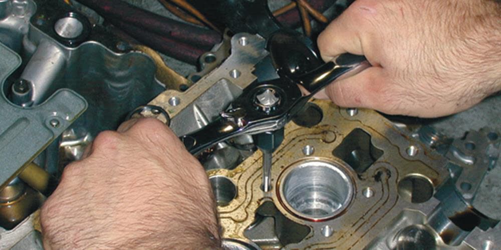 GEARWRENCH 114 Piece Ratcheting Tap and Die Set | SAE & Metric | 82812 - Image 9