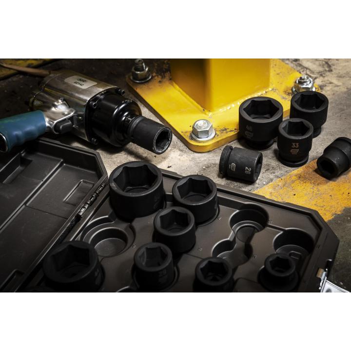 GEARWRENCH 26 Piece 3/4" Drive 6 Point Metric Impact Socket Set | 19mm-50mm| 84031 - Image 5