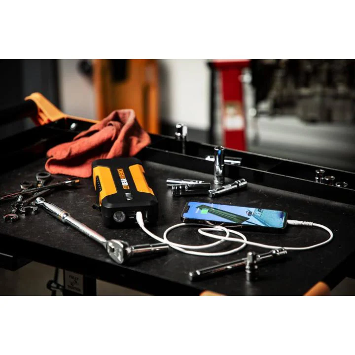GEARWRENCH GWLBJ20 2500A 12V Lithium Battery Jump Starter and Powerbank - Image 4
