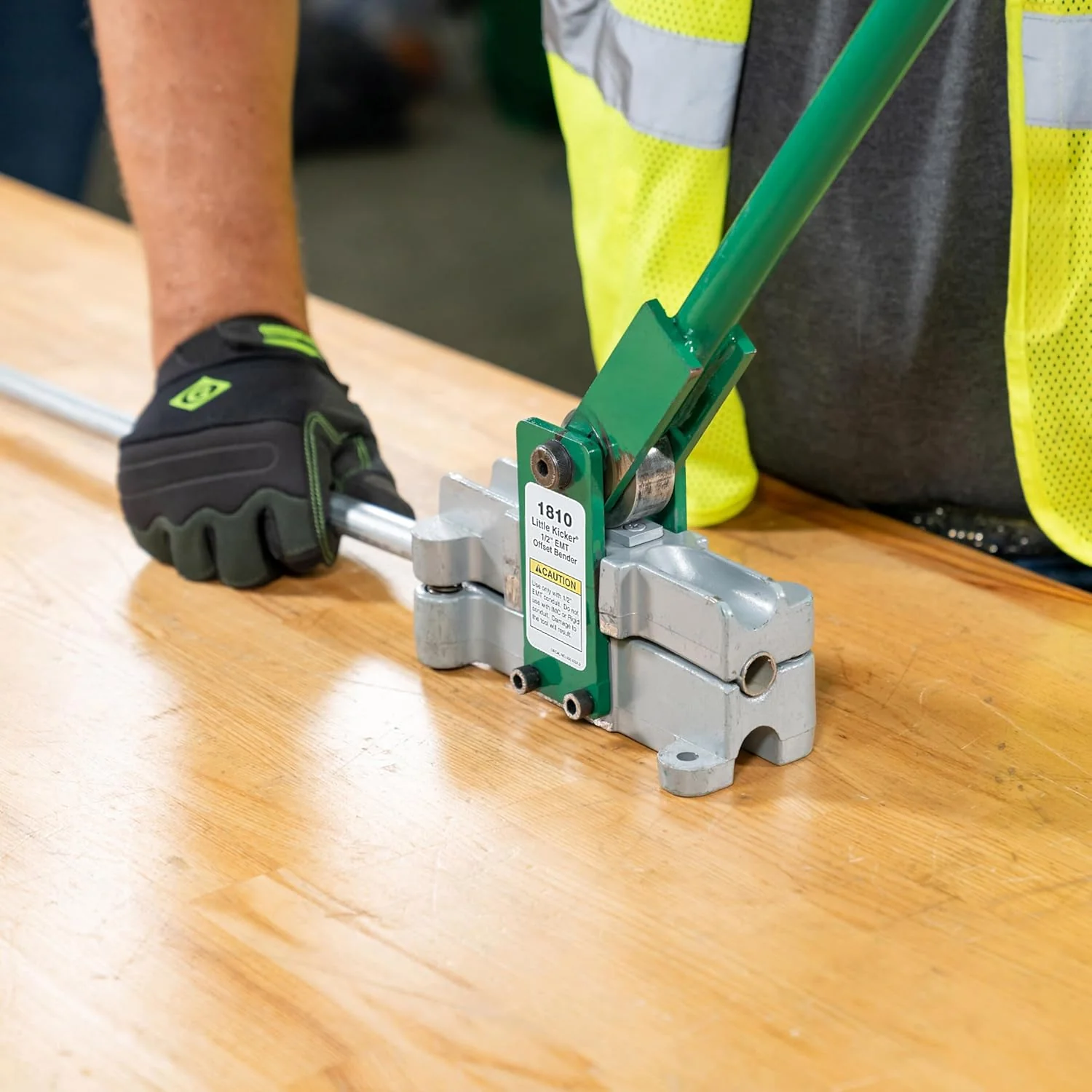 Greenlee 1810 Little Kicker Offset Hand Bender for 1/2" EMT Conduit, Silver/Green - Image 10