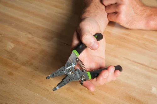 Greenlee 1955-SS Stainless Steel Wire Stripper for 10-18 AWG Solid and 12-20 AWG Stranded, Heavy-Duty Stripper, Cutter, and Crimper Tool - Image 7