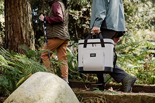 Igloo Trailmate 30-Can Cooler Bag, Spruce - Image 3