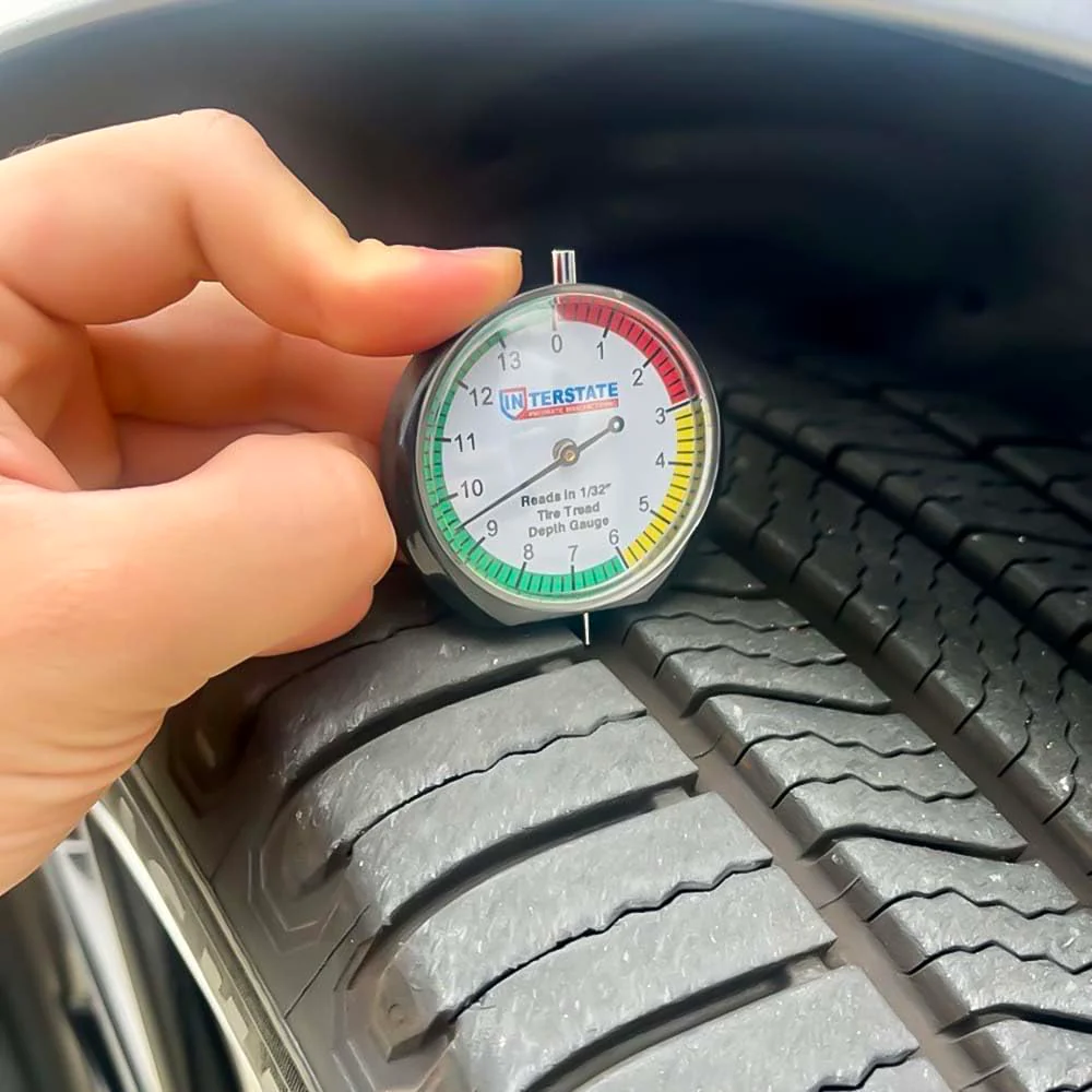 Interstate Pneumatics AMT-TG32 Professional Dial Type Tire Tread Depth Gauge - Image 6