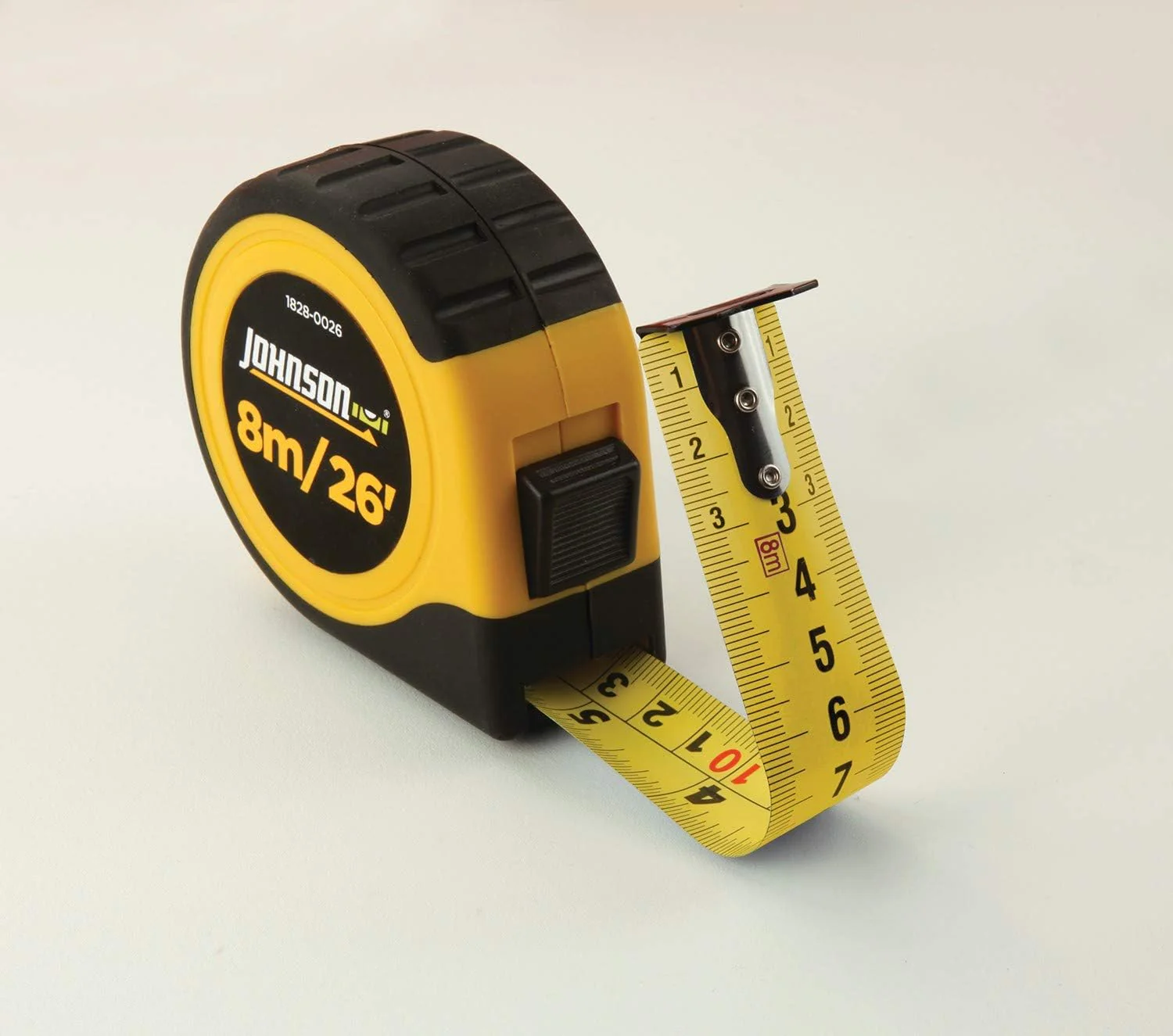 Johnson Level & Tool 1828-0026 Metric/Inch Power Tape, 8m/26', Black/Yellow - Image 4
