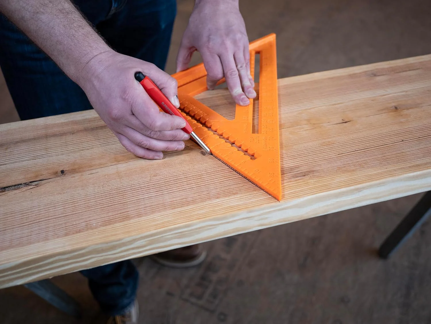 Johnson Level & Tool RAS-170B-ORA Structo-Cast Rafter Square, 12", Orange - Image 5
