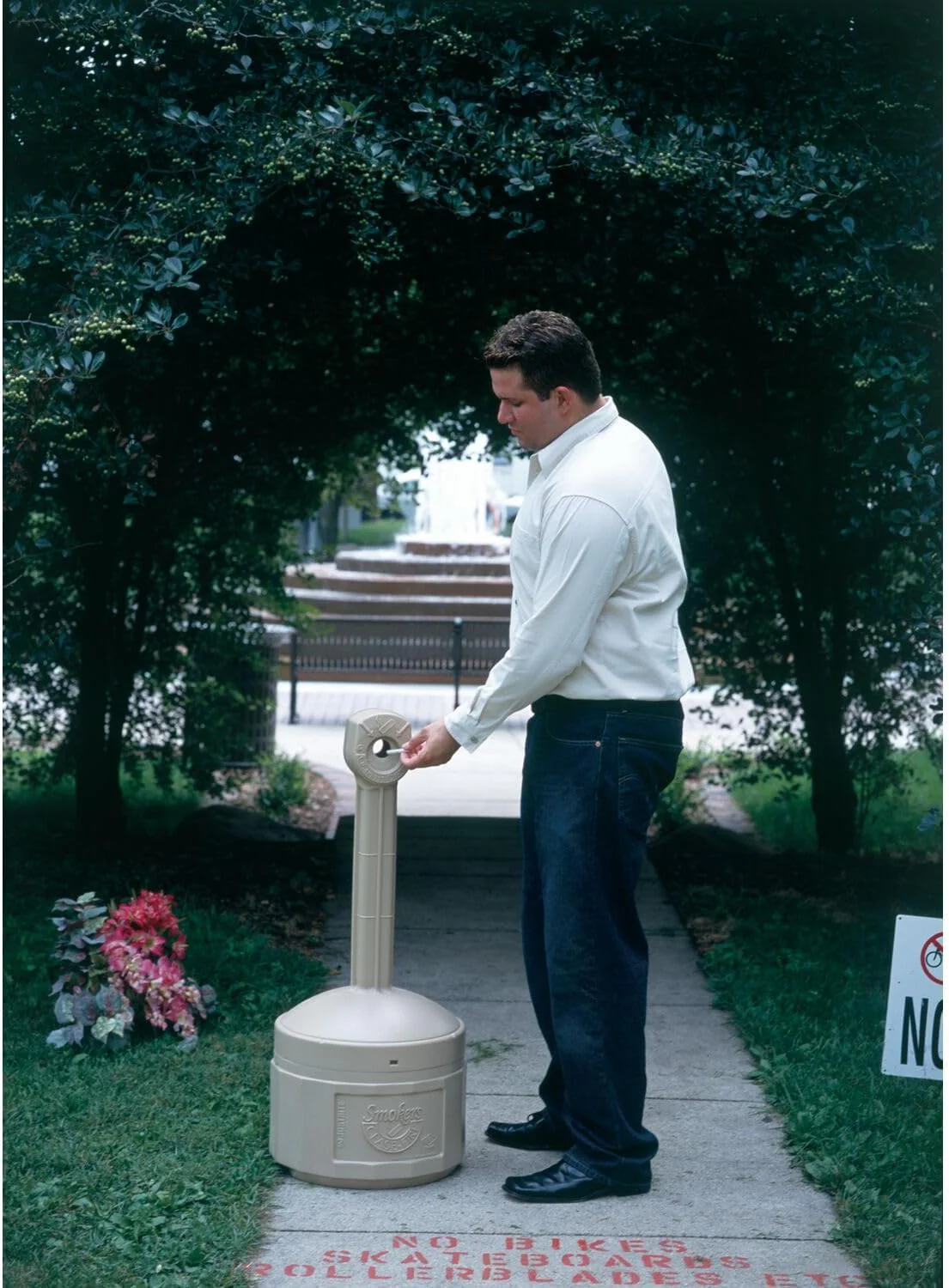 Justrite (26800B) Original Smoker’s Cease-Fire Outdoor Ashtray, Polyethylene Standing Ashtray with Steel Bucket, 4 Gallon, Adobe Beige - Image 9