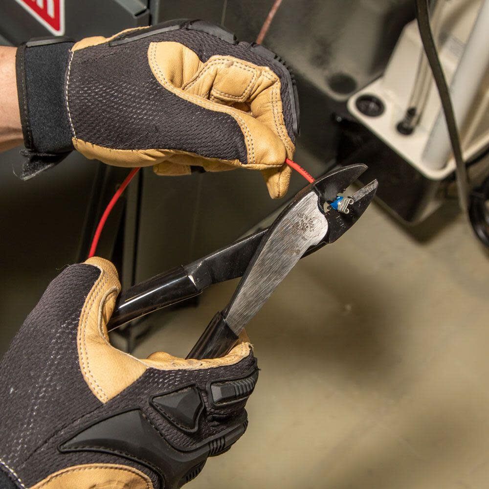 Klein Tools 1006 Cutting / Crimping Tool, Made in USA, Crimps 10 to 22 AWG Solderless Terminals and Connectors, with Wire Cutter in Tapered Nose - Image 4