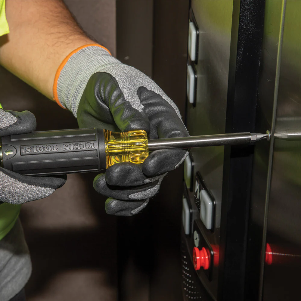 Klein Tools 32307 27-in-1 Multi-Bit Tamperproof Screwdriver - Image 5