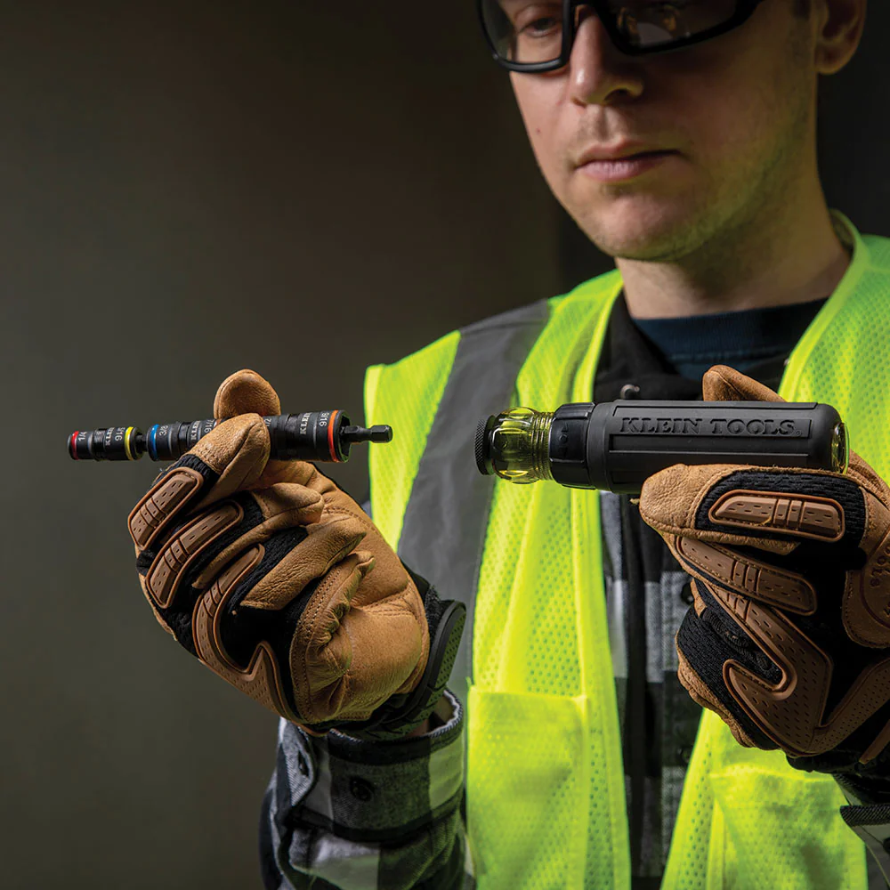 Klein Tools 32933 Impact Driver, SAE 7-in-1 Impact Socket Set, Flip Socket with 6 Hex Driver Sizes, Plus Bit Holding Feature - Image 2