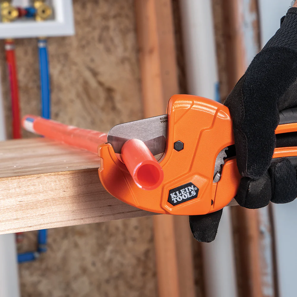 Klein Tools 50063 1-1/4-Inch Ratcheting PVC Pipe Cutter - Image 6
