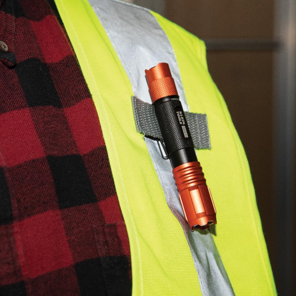 Klein Tools 56411 Rechargeable Waterproof LED Pocket Light with Lanyard - Image 8