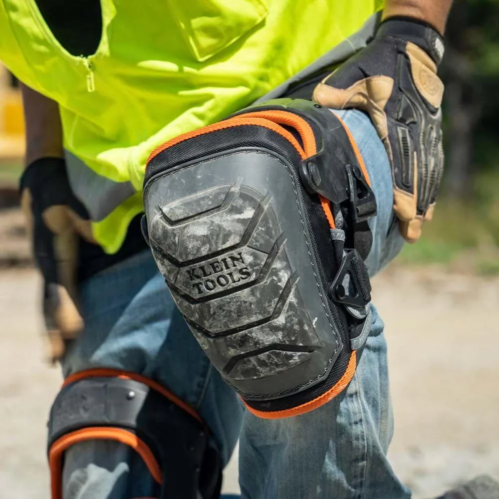 Klein Tools 60491 Hinged Knee Pads, Heavy Duty Gel Foam Protective Knee Pads with Quick-Fasten Buckle and Thigh Strap, Black - Image 10