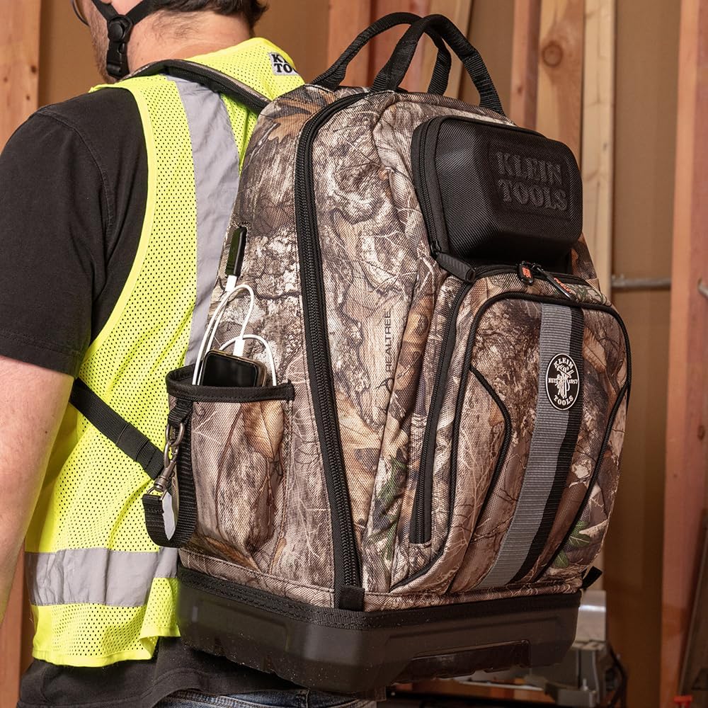Klein Tools 62800BPCAMO Tradesman Pro XL Tool Bag Backpack, 40 Pockets, Camo - Image 10