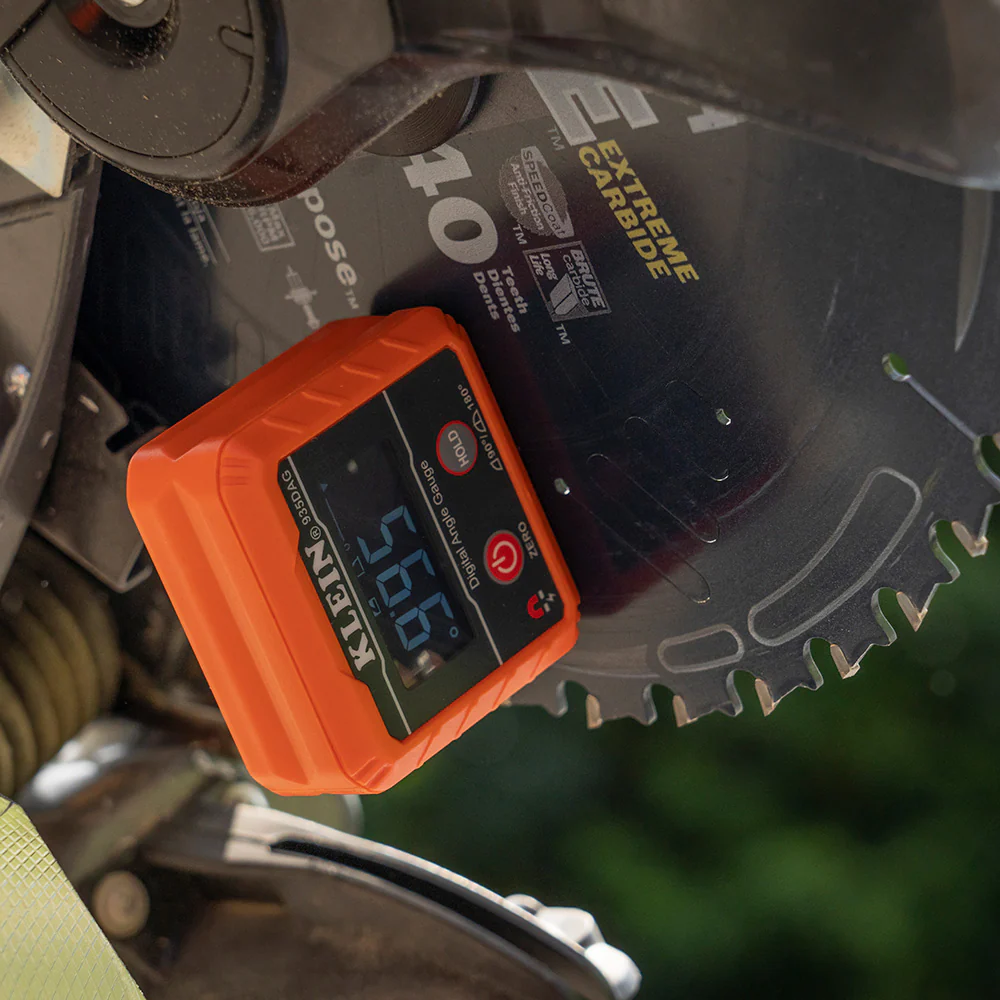 Klein Tools 935DAG Digital Angle Gauge and Level - Image 8