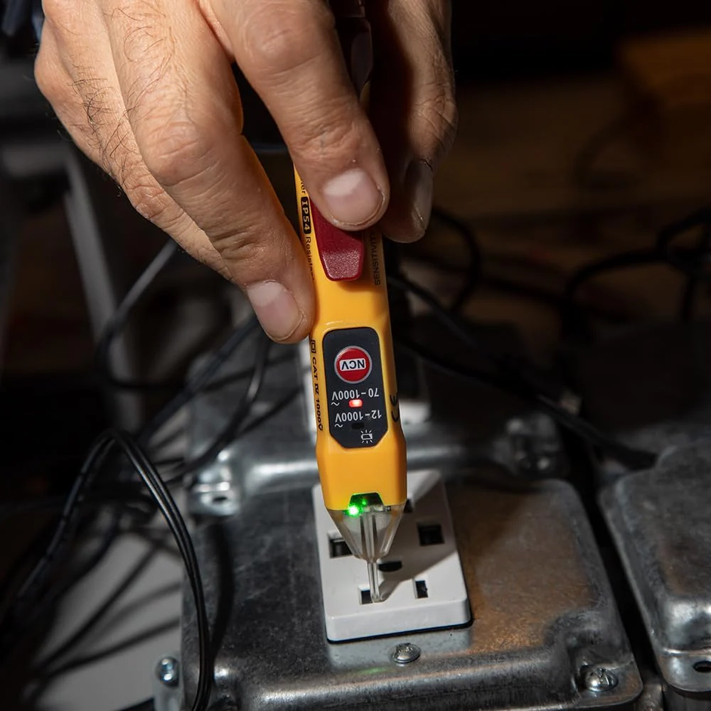 Klein Tools NCVT2P Dual Range Non-Contact Voltage Tester 12 - 1000V AC - Image 3