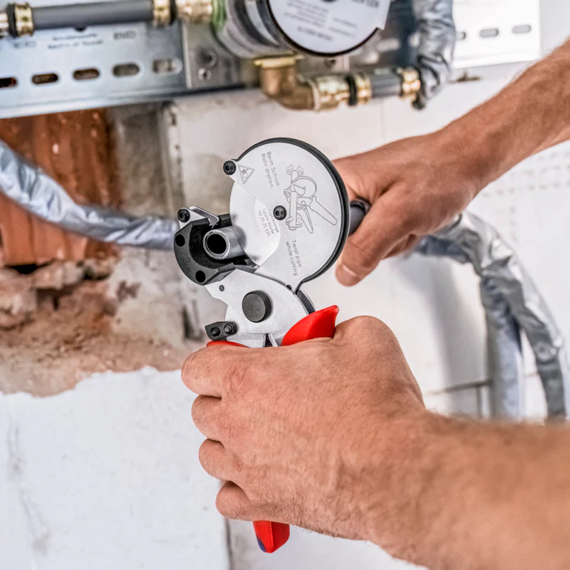 KNIPEX Composite Pipe Cutter, Wheel - Image 10