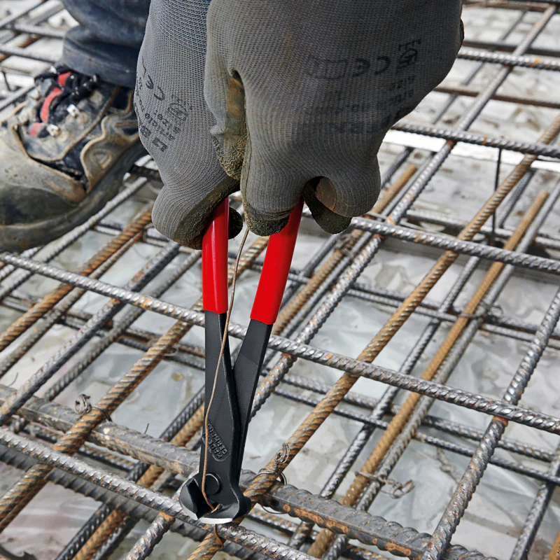 KNIPEX 6-1/4" End Cutting Nippers - Image 4
