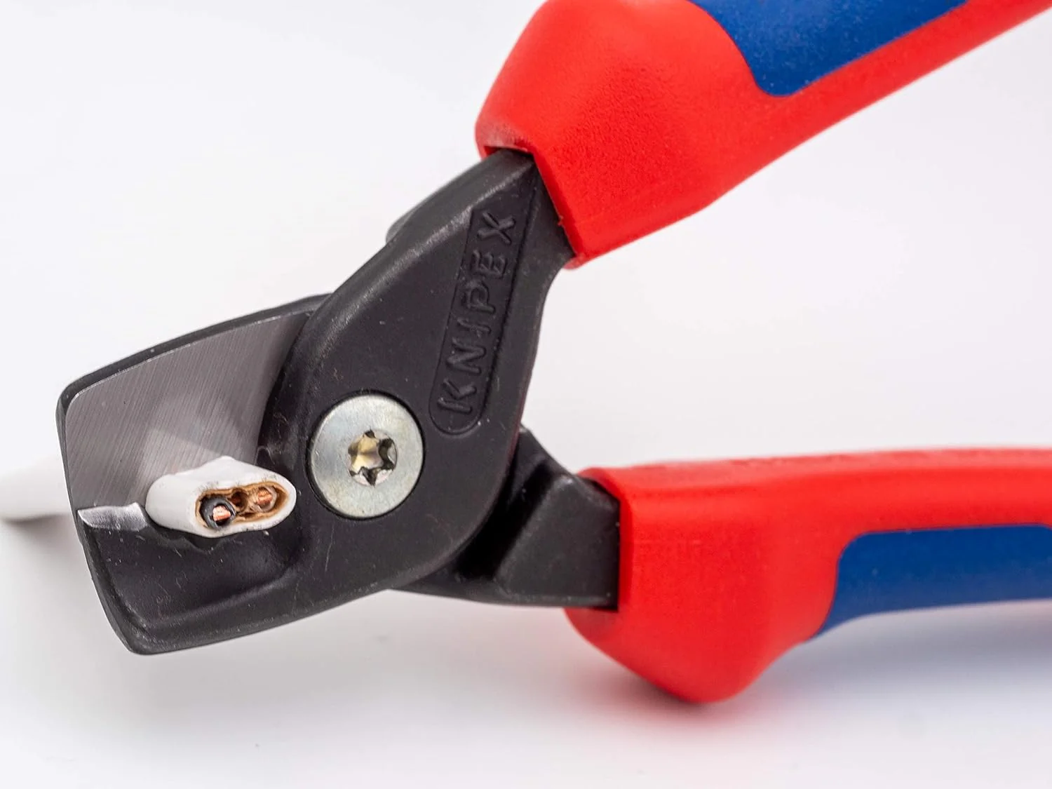 KNIPEX 6-1/4" StepCut Cable Shears-1000V Insulated - Image 7