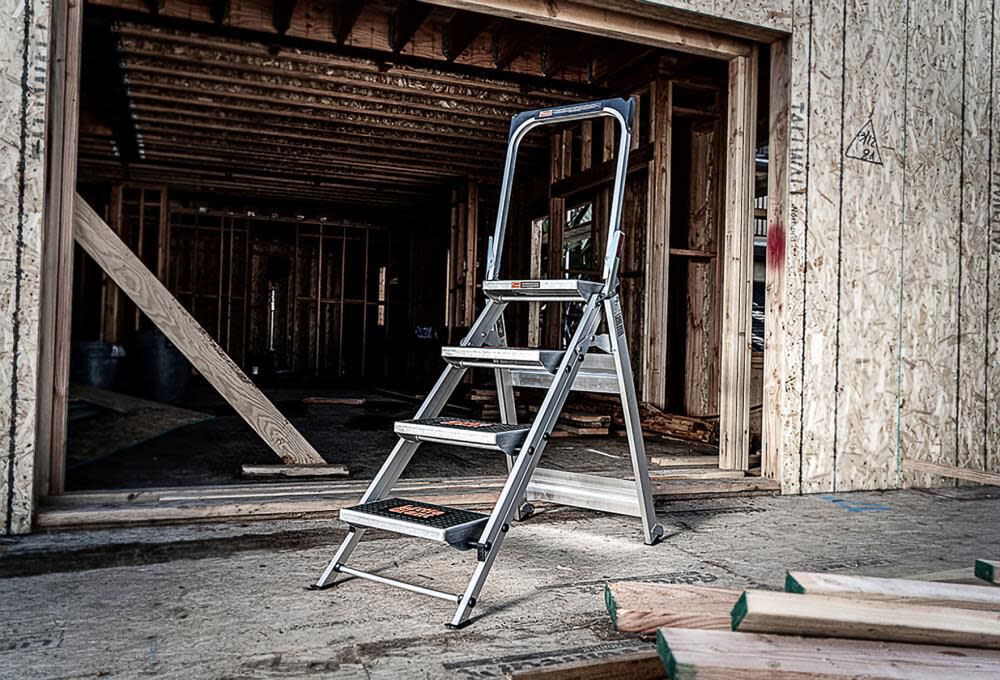 Little Giant Ladders Safety Step M4 Aluminum Type 1A Step Stool with Handrail - Image 2