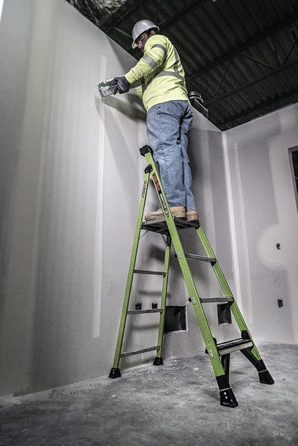 Little Giant Ladders, MightyLite 2.0, 6' Stepladder with Ground Cue, Fiberglass, Type IAA, 375 lbs Weight Rating, (15406-001), Green - Image 18