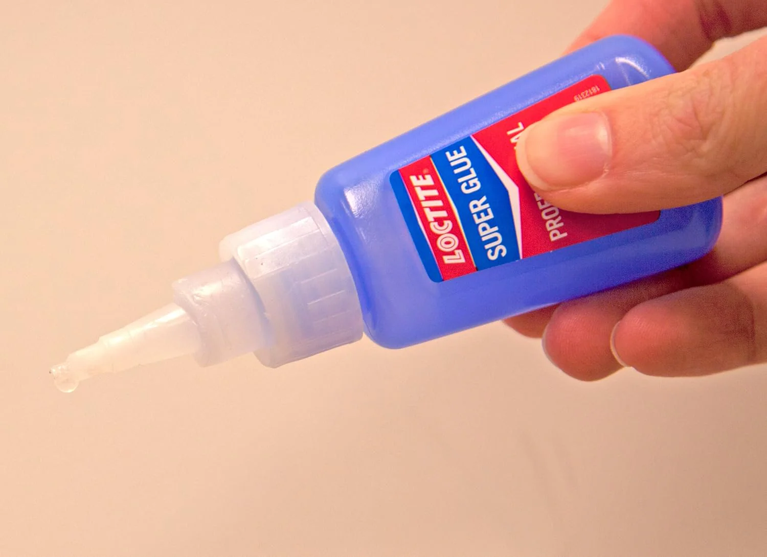 Loctite 1365882 Super Glue Liquid Professional, Clear Cyanoacrylate Adhesive Instant Glue, Quick Dry - 0.14 fl oz Bottle (Pack of 4) - Image 8