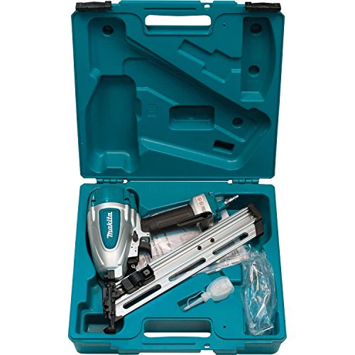 Makita 15-Gauge, 2‑1/2" 34-Degree Angled Finish Nailer - Image 2