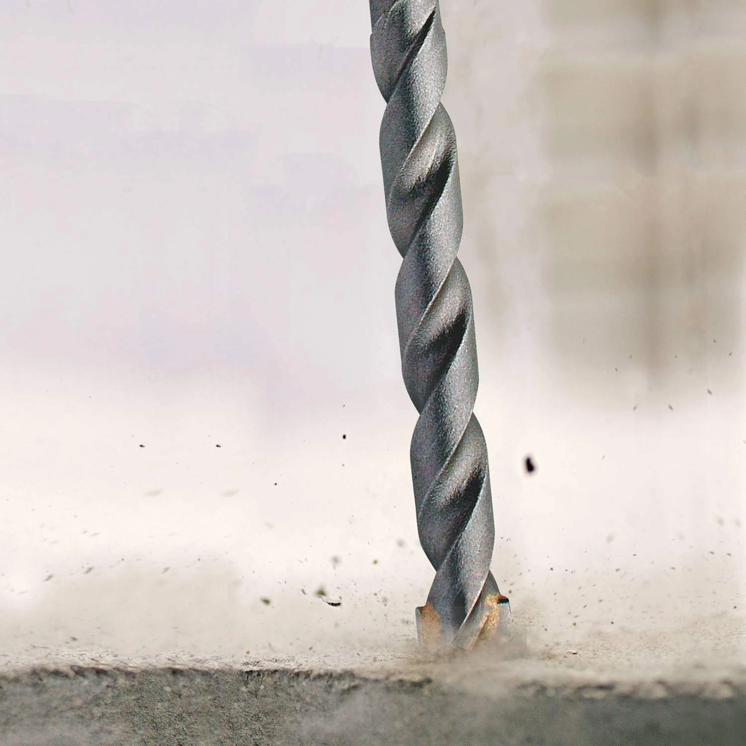 Makita 5/16" x 6" Carbide Tipped Percussion Masonry Hammer Drill Bit - Image 3
