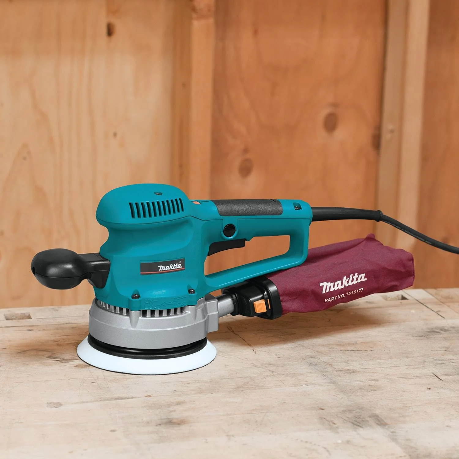 Makita 6" Random Orbit Sander, 2.7 AMP, 4,000-10,000 OPM (D-handle) - Image 5